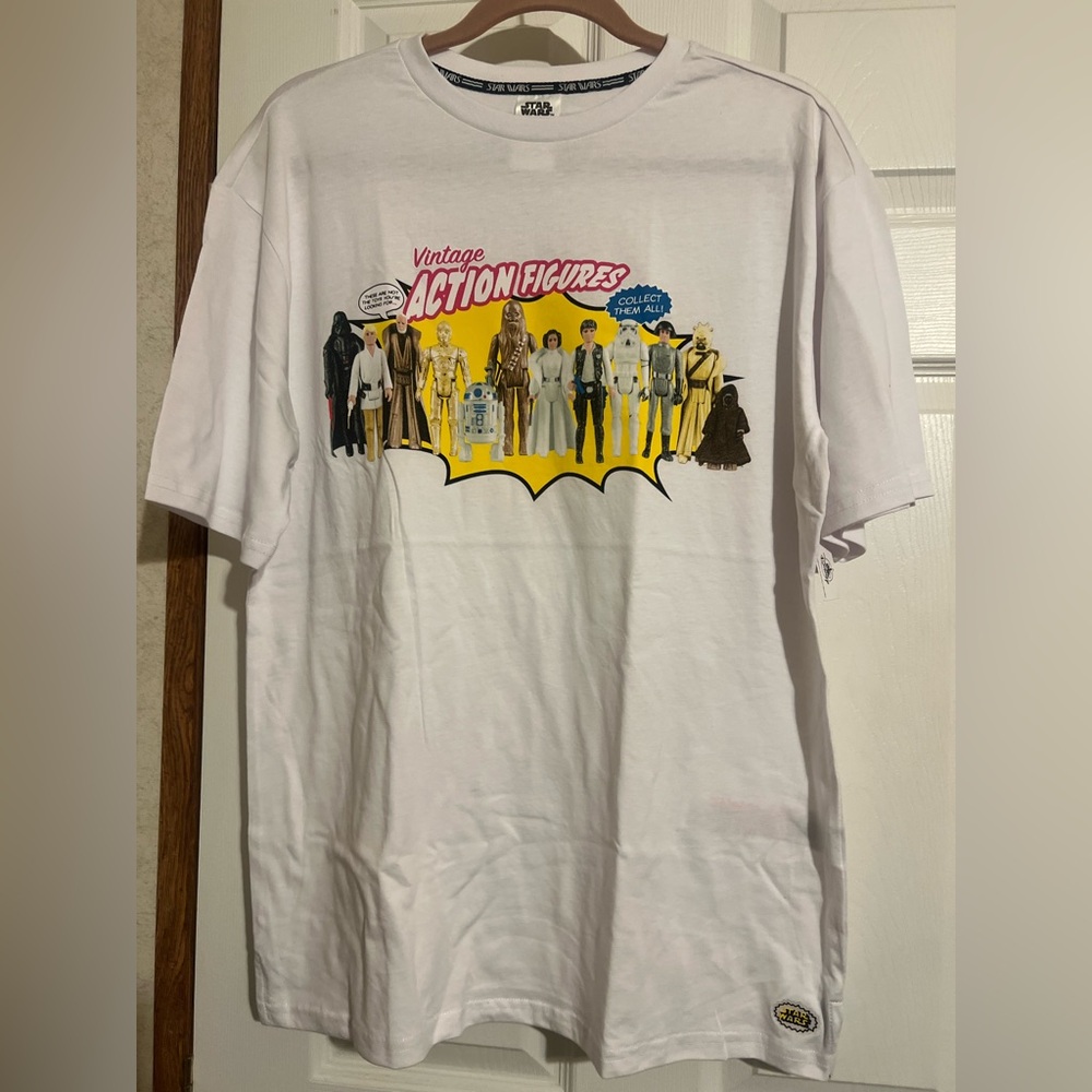 Star Wars White Short Sleeve Unisex NWT $39.99 PTP 21” Medium